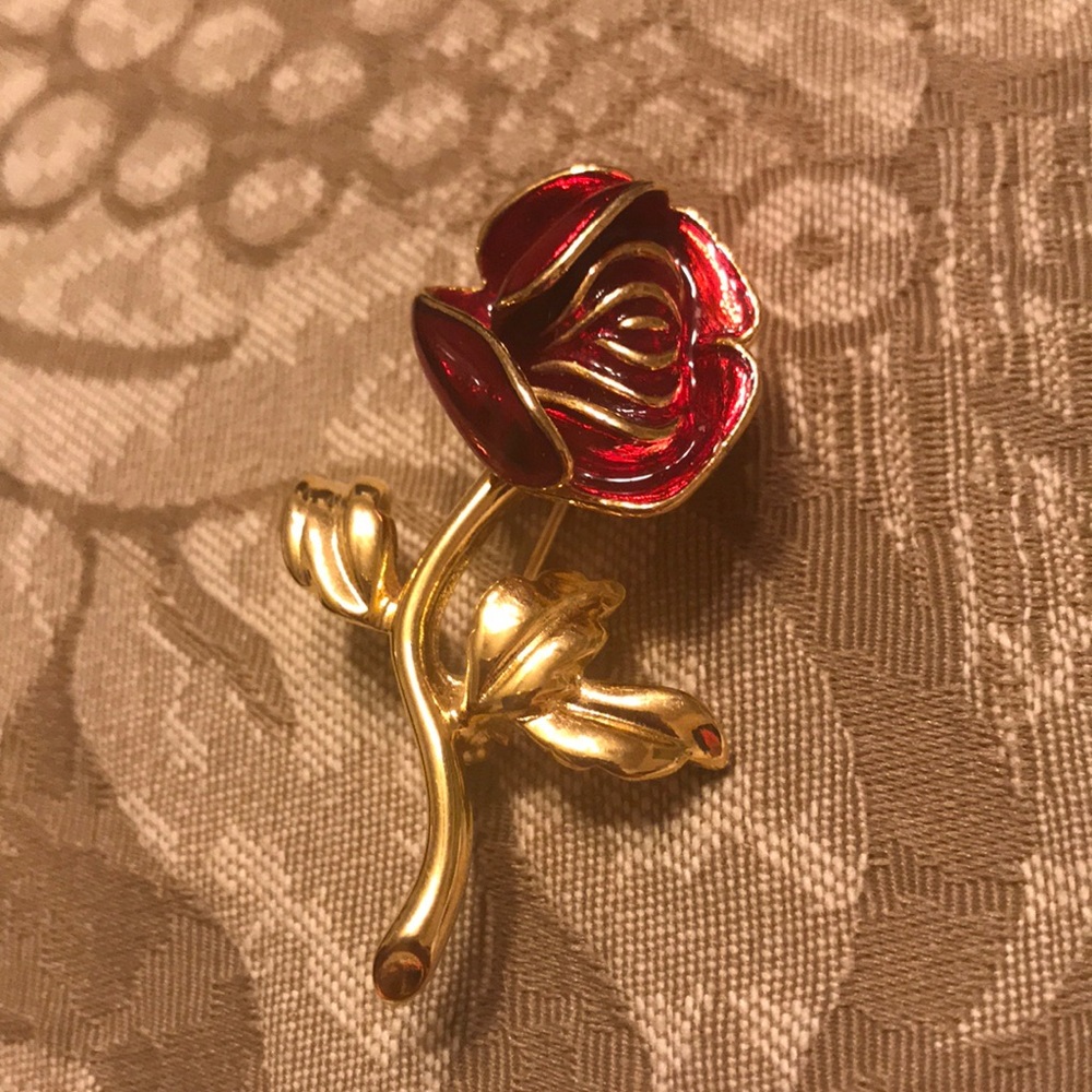 Joan Rivers Pin